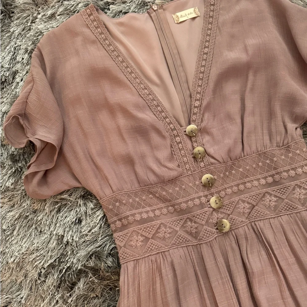 Alter’d State Mauve Lace-Trimmed Maxi Dress - Picture 7 of 16